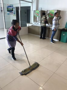 多彩貴州網(wǎng) 一樣的國慶節(jié)不一樣的服務(wù)區(qū)